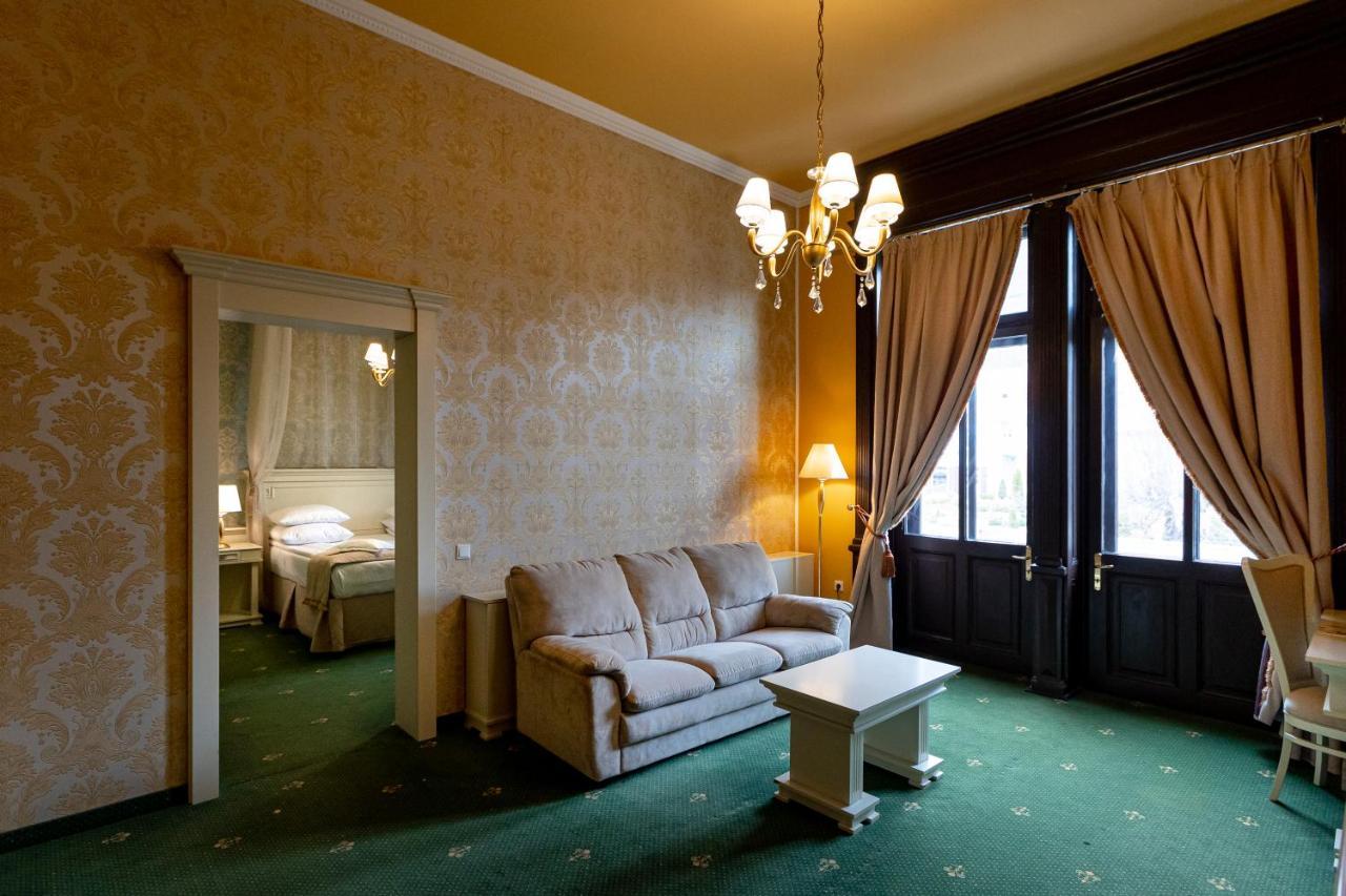 Hotel Central Park Sighişoara Exteriör bild